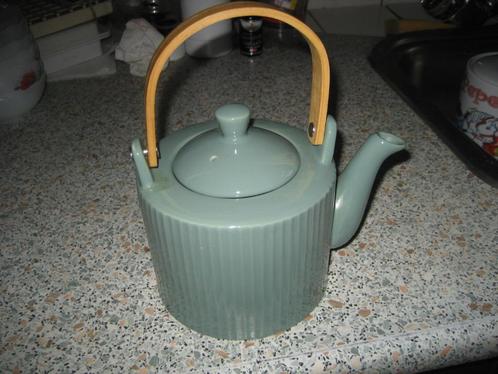 Jade theepot groen, Huis en Inrichting, Keuken | Servies, Zo goed als nieuw, Overige typen, Overige stijlen, Ophalen of Verzenden