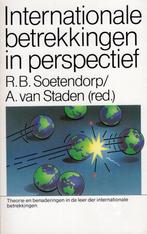 Internationale Betrekkingen In Perspectief - Soetendorp BOEK, Gelezen, R.B. Soetendorp, Ophalen of Verzenden, Politiek en Staatkunde