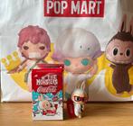 Coca-Cola x Pop Mart The Monster Surf with me, Verzamelen, Poppetjes en Figuurtjes, Ophalen of Verzenden, Zo goed als nieuw