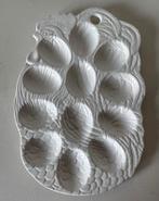 Serveerschaal voor 12 gevulde eieren in vorm van een kip, Huis en Inrichting, Keuken | Servies, Ophalen of Verzenden, Zo goed als nieuw