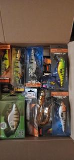 Volle doos kunstaas Shimano Albatros Dam Rapala Spro Foxrage, Watersport en Boten, Hengelsport | Roofvissen, Ophalen, Nieuw, Overige typen