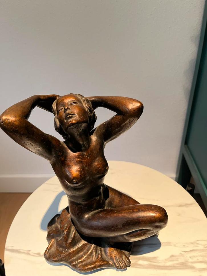 Massief bronzen beeld  (gepatineerd ) van naakte vrouw, Boeken, Kunst en Cultuur | Beeldend, Nieuw, Overige onderwerpen, Ophalen