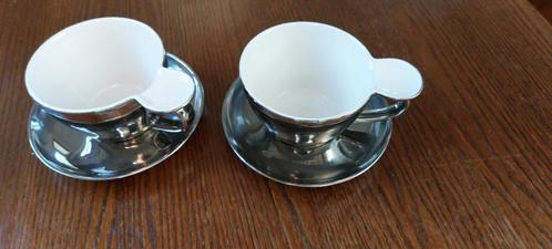 Twee soepkoppen met schotel 500 ml zilverkleurig, Huis en Inrichting, Keuken | Servies, Zo goed als nieuw, Kop(pen) en/of Schotel(s)