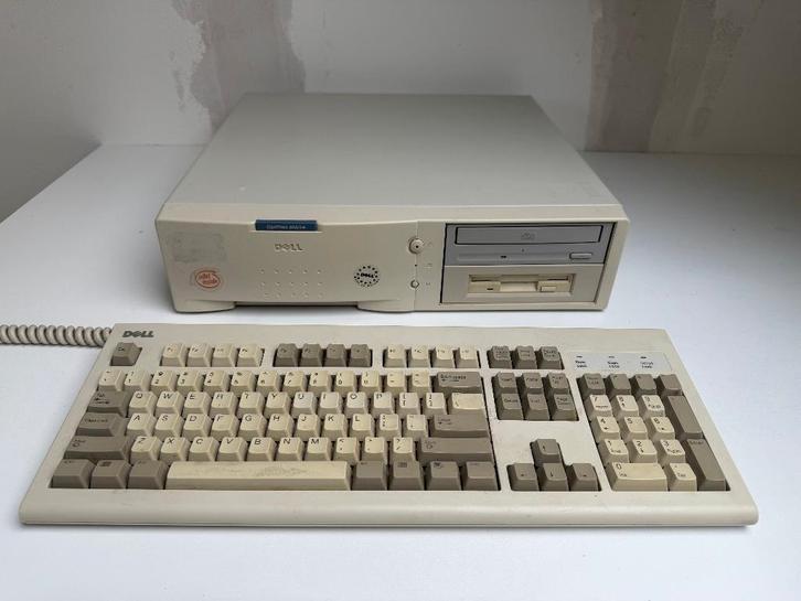 Fraaie Dell Optiplex 486DX/66 desktop met toetsenbord (2x), Computers en Software, Vintage Computers, Ophalen of Verzenden