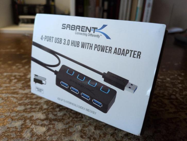 Sabrent 4-port USB Hub 3.0, Computers en Software, Dockingstations, Zo goed als nieuw, Ophalen of Verzenden