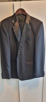 Smoking met witte bloes, Kleding | Heren, Kostuums en Colberts, Ophalen of Verzenden, Gedragen, Maat 52/54 (L), Zwart