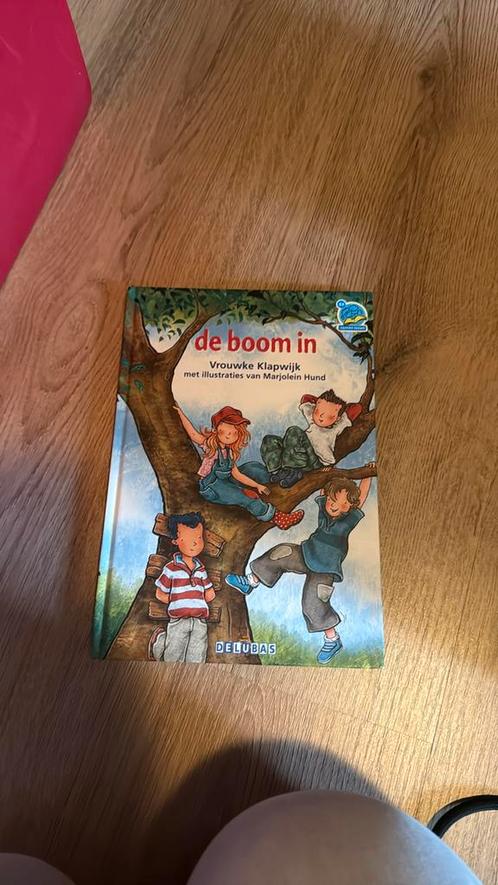 Vrouwke Klapwijk - de boom in, Boeken, Kinderboeken | Jeugd | onder 10 jaar, Zo goed als nieuw, Ophalen