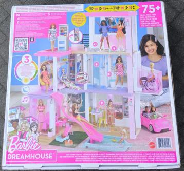 Barbie DreamHouse Speelset  NIEUW!     102 cm B x 108 cm H beschikbaar voor biedingen
