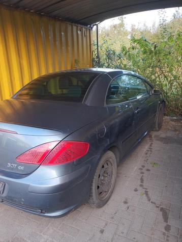 Peugeot 307cc leren interieur  beschikbaar voor biedingen