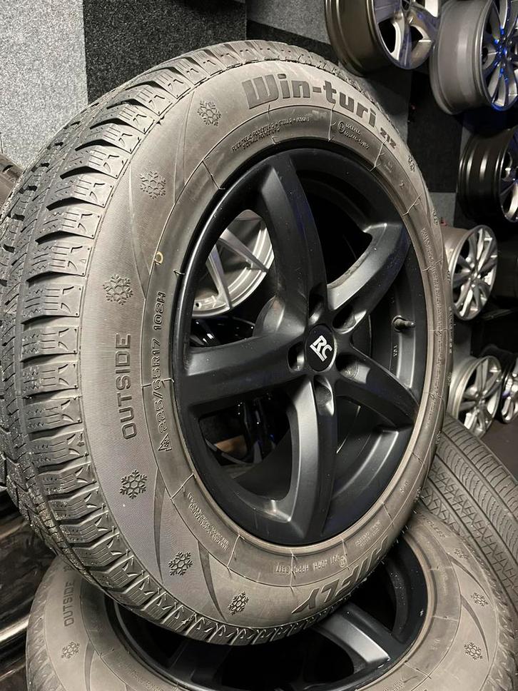 17 inch Mazda CX5 Nissan Qashqai  Winterset 5x114.3, Auto-onderdelen, Banden en Velgen, Velg(en), Zomerbanden, 17 inch, 225 mm