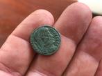 Romeinse munt CONSTANTINUS met KAMPPOORT legioen Bodemvondst, Postzegels en Munten, Ophalen of Verzenden, Overige landen, Losse munt