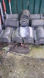 Dakpannen,  nok vorsten en kant pannen., Doe-het-zelf en Verbouw, Dakpannen en Dakbedekking, Ophalen, Gebruikt, Steen of Klei