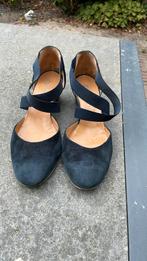 Pumps, heel donker blauw. 41, Ophalen of Verzenden, Zo goed als nieuw, Blauw