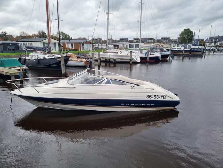 zeer nette bayliner 2052ls mercruiser 3.0 4cyl 140pk, Watersport en Boten, Speedboten, Gebruikt