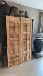 Set oude franse louvre luiken, Ophalen