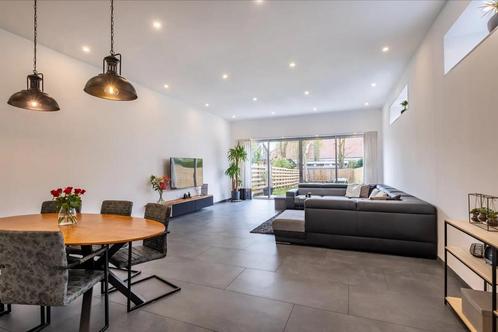 Te koop Tsjillen 12 in Minnertsga, Friesland, Huizen en Kamers, Huizen te koop, Friesland, 200 tot 500 m², Hoekwoning, A
