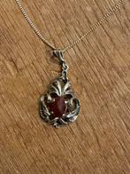 Oude zilveren ketting met granaat hanger, Sieraden, Tassen en Uiterlijk, Kettingen, Gebruikt, Ophalen of Verzenden, Met edelsteen
