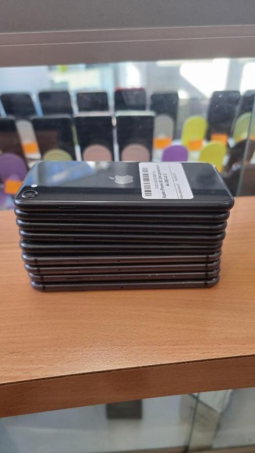 iPhone SE (2020) 64GB, Telecommunicatie, Overige Telecommunicatie, Zo goed als nieuw, Ophalen of Verzenden