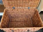 Grote rieten mand met deksel, Huis en Inrichting, Woonaccessoires | Kisten, Ophalen, Overige materialen, Gebruikt, 50 tot 100 cm