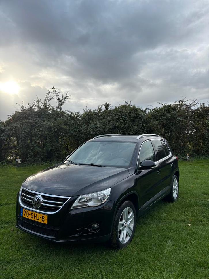 Volkswagen Tiguan 1.4 TSI 90KW BMT 2011 Zwart, Auto's, Volkswagen, Particulier, Benzine, B, SUV of Terreinwagen, Handgeschakeld