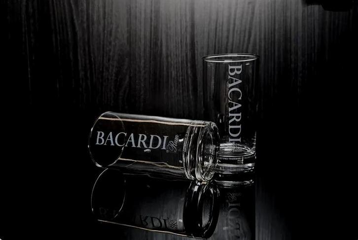 Bacardi glazen longdrinkglazen ( 09, Verzamelen, Merken en Reclamevoorwerpen, Nieuw, Gebruiksvoorwerp, Verzenden