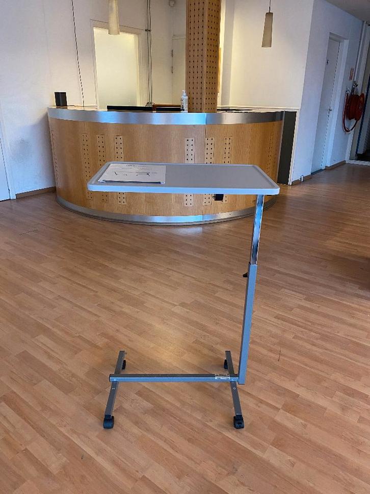 RESTPARTIJ (GRATIS) – Drive Bedtafel, Diversen, Verpleegmiddelen, Nieuw, Ophalen of Verzenden