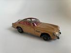 model Aston Martin DB5 James Bond 1964 goud Corgi Toys, 1/43, Hobby en Vrije tijd, Modelauto's | 1:43, Ophalen of Verzenden, Gebruikt