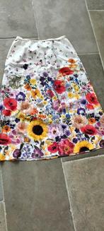 Lange, wijde rok H&M met bloemen mt L (44), Kleding | Dames, Rokken, Ophalen of Verzenden, Zo goed als nieuw, Onder de knie