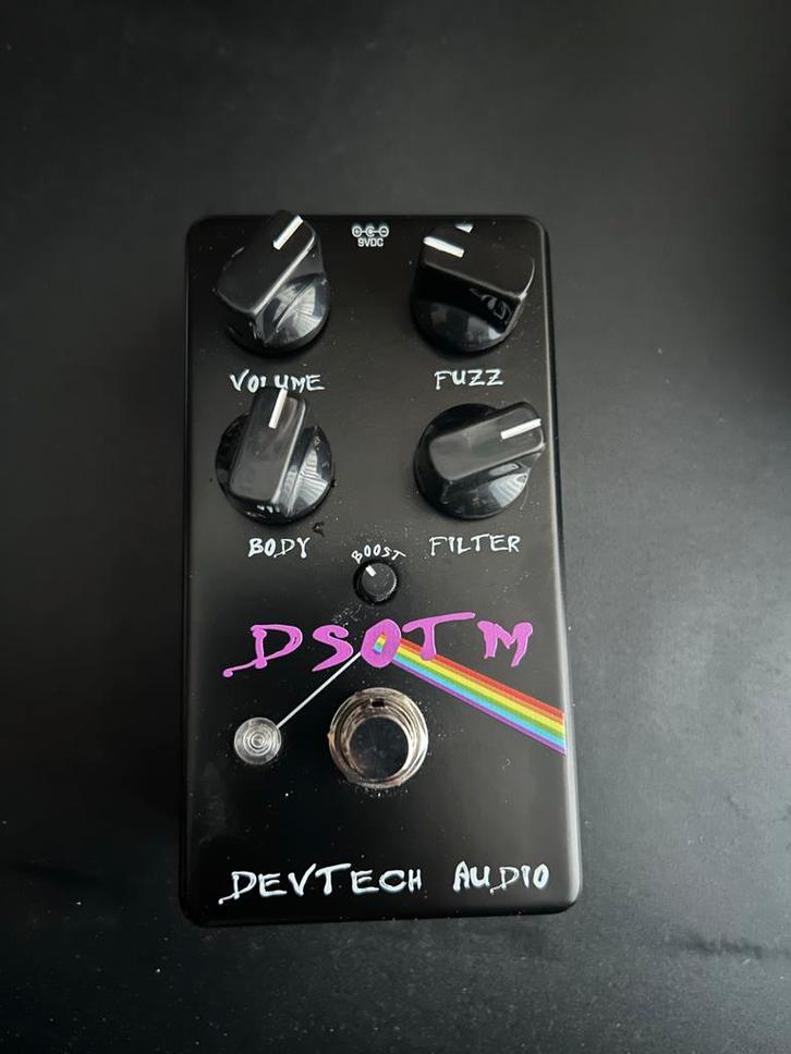 DevTech Audio Dark Side Of The Moon Fuzz - Zeldzaam!, Muziek en Instrumenten, Effecten, Zo goed als nieuw, Distortion, Overdrive of Fuzz
