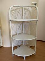 Leuk wit rotan-stijl hoekkastje, Huis en Inrichting, Woonaccessoires | Etagères, Ophalen, Gebruikt