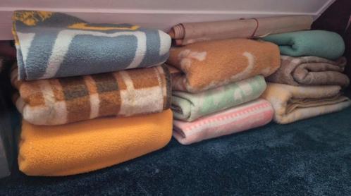 Wollendekens prijs is voor alle 9, ook p.s. te koop!, Huis en Inrichting, Woonaccessoires | Plaids en Woondekens, Zo goed als nieuw