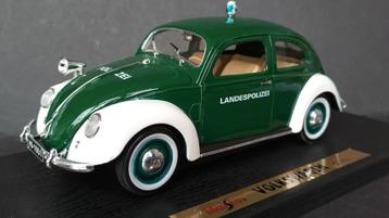 Volkswagen VW Kever Landes Polizei 1:18 Maisto Pol  beschikbaar voor biedingen