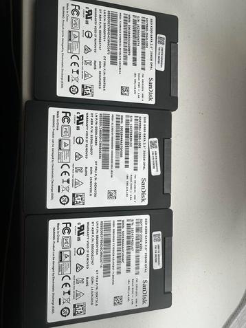 3x sandisk 256gb ssd beschikbaar voor biedingen