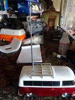 VW BUS T1 MET RADIO FM  GEEN DOOS, Hobby en Vrije tijd, Modelauto's | 1:18, Ophalen of Verzenden, Zo goed als nieuw, Auto, Overige merken