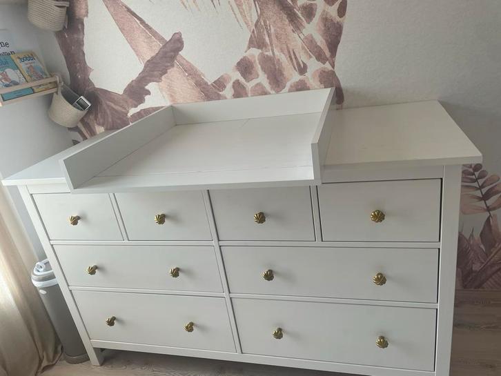 IKEA Hemnes Commode met Verschoonblad, Kinderen en Baby's, Kinderkamer | Commodes en Kasten, Gebruikt, Commode, 90 tot 105 cm