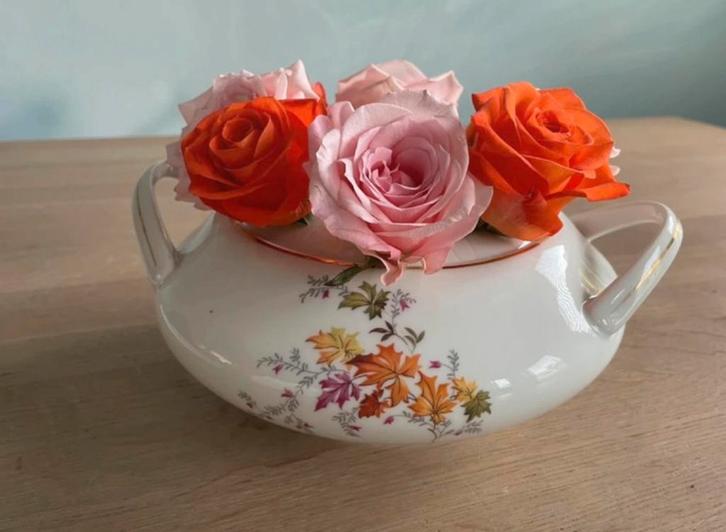 Prachtige unieke vintage bloemen vaas, Antiek en Kunst, Antiek | Vazen, Ophalen of Verzenden