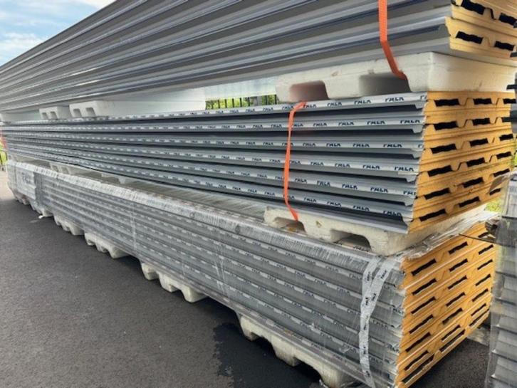 Restpartij Dak Sandwichpanelen 30mm 8,5mtr Antraciet, Doe-het-zelf en Verbouw, Platen en Panelen, Nieuw, Overige materialen, 20 tot 50 mm