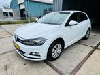 Volkswagen Polo 1.0 TSI Comfortline Carplay/Airco/Cruise CR/, Auto's, Volkswagen, Voorwielaandrijving, Gebruikt, Euro 6, Bedrijf