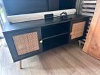 Tv meubel zwart met rotan, Ophalen, Zo goed als nieuw, 25 tot 50 cm, Minder dan 100 cm