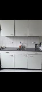 Zgan alleen de kasten goed afstellen, Huis en Inrichting, Keuken | Complete keukens, Ophalen of Verzenden, Zo goed als nieuw