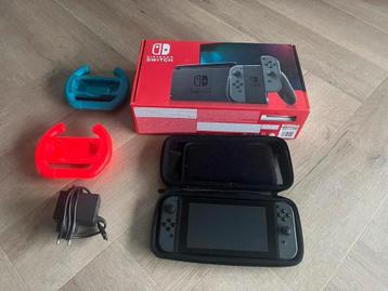 Nintendo Switch V2, grey, 2021, nieuwstaat beschikbaar voor biedingen