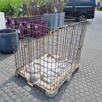 metalen bak kist  voor tuinafval / blad afmeting 120x100x100 beschikbaar voor biedingen