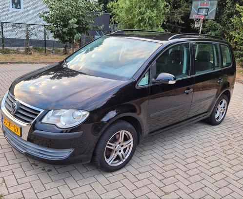 Volkswagen Touran 1.6 fsi, Auto's, Volkswagen, Particulier, Touran, Benzine, D, MPV, Handgeschakeld, Origineel Nederlands, Zwart