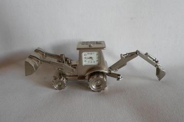 Novelty Caterpillar Desk Clock  beschikbaar voor biedingen