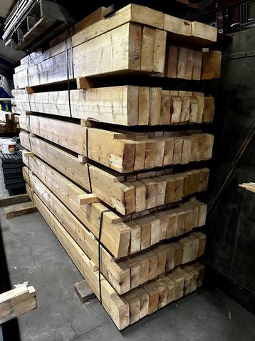 Gebruikte vuren balk | kopmaat 200x70 | diverse lengtes beschikbaar voor biedingen
