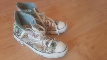 Converse all stars te koop  beschikbaar voor biedingen