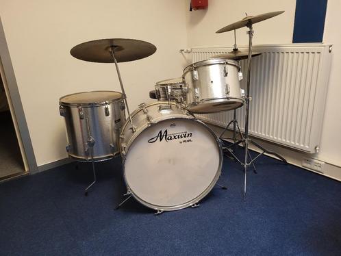 Pearl drumstel goed gebruikt, klaar voor een nieuwe eigenaar, Muziek en Instrumenten, Drumstellen en Slagwerk, Gebruikt, Pearl