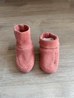 Nette gebreide wasbare slofjes oudroze tot 12 mnd, Kinderen en Baby's, Slofjes, Gebruikt, Meisje, Ophalen of Verzenden