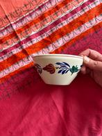 Boerenbont Victor V3 schaal Boerenbond, Huis en Inrichting, Keuken | Servies, Gebruikt, Ophalen of Verzenden, Schaal of Schalen