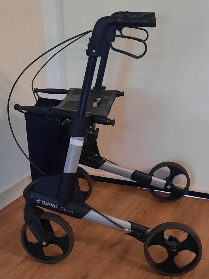 Rollator Topro Troja S + boodschappen netje ( 6.8 kg ! ), Diversen, Rollators, Zo goed als nieuw, Lichtgewicht, Opvouwbaar, Ophalen of Verzenden